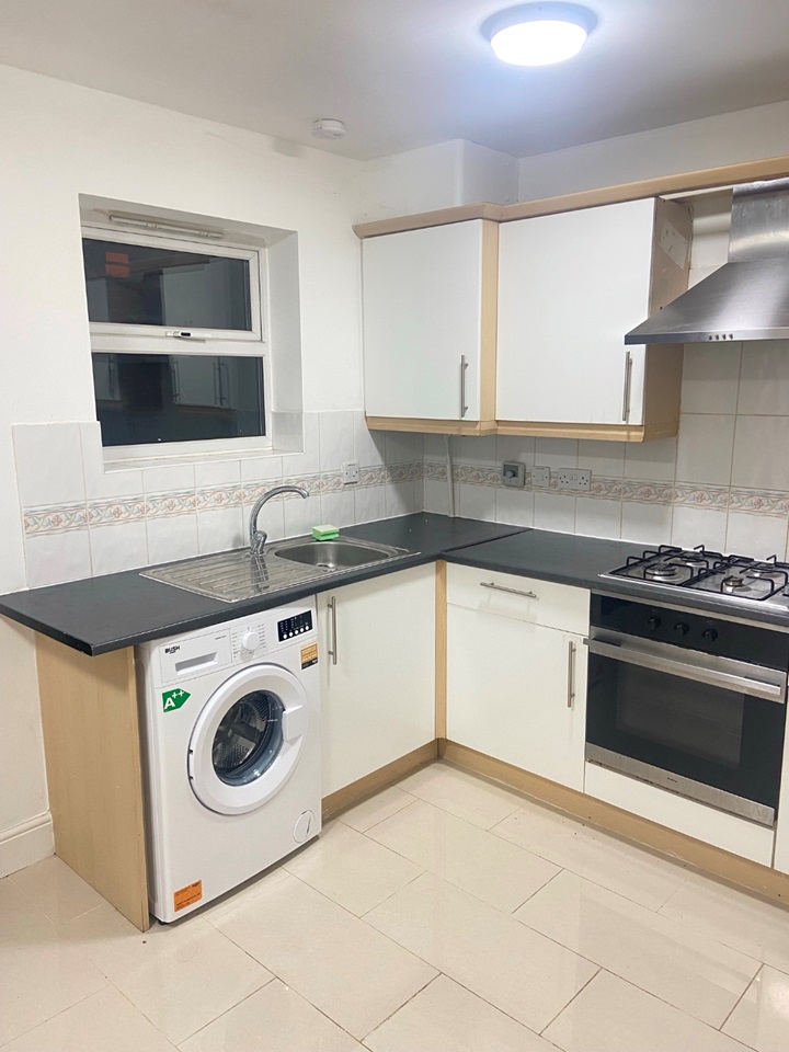 Additional image 4 of Room in a Shared House, Windsor Street, B7, N1 7GU