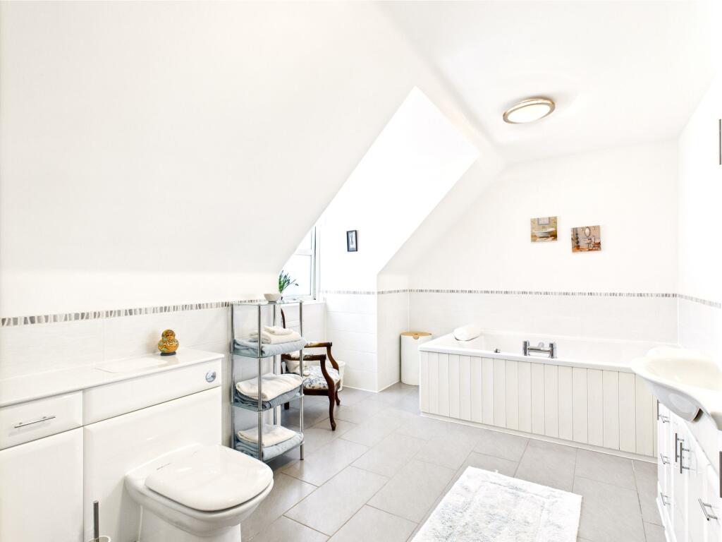 Additional image 30 of Lang Stracht, Alford, AB33