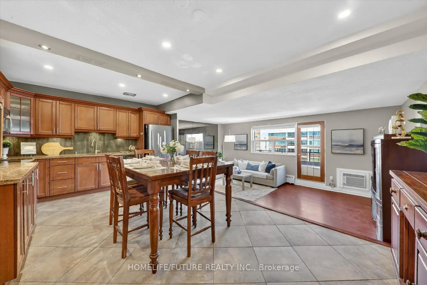 Additional image 5 of 15 Elizabeth Street 704