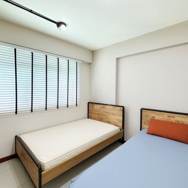 Additional image 4 of 318B Yishun Avenue 9
