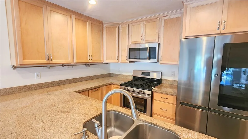 Additional image 6 of 204 Orange Blossom, Irvine, CA 92618