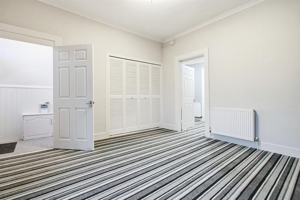 Additional image 8 of 1 bed flat for saleWilson Street, Alexandria G83