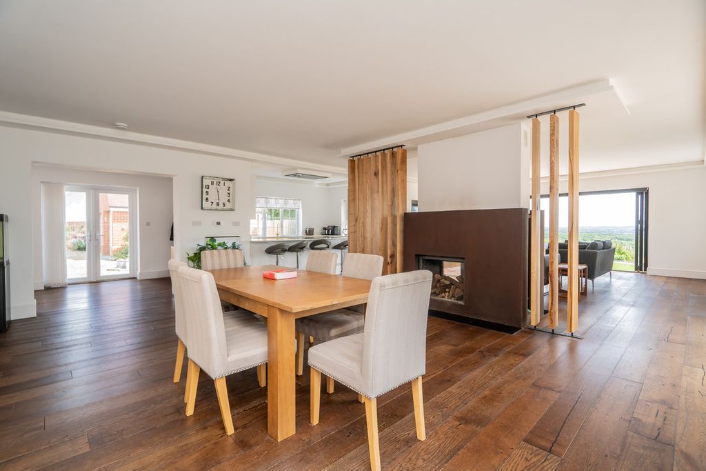 Additional image 11 of 9 bed detached house for saleWood End Road, Cranfield, Bedfordshire MK43