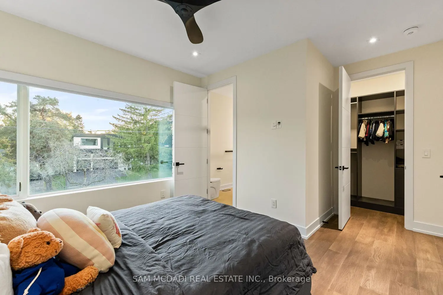 Additional image 12 of 2075 Shawanaga Trail