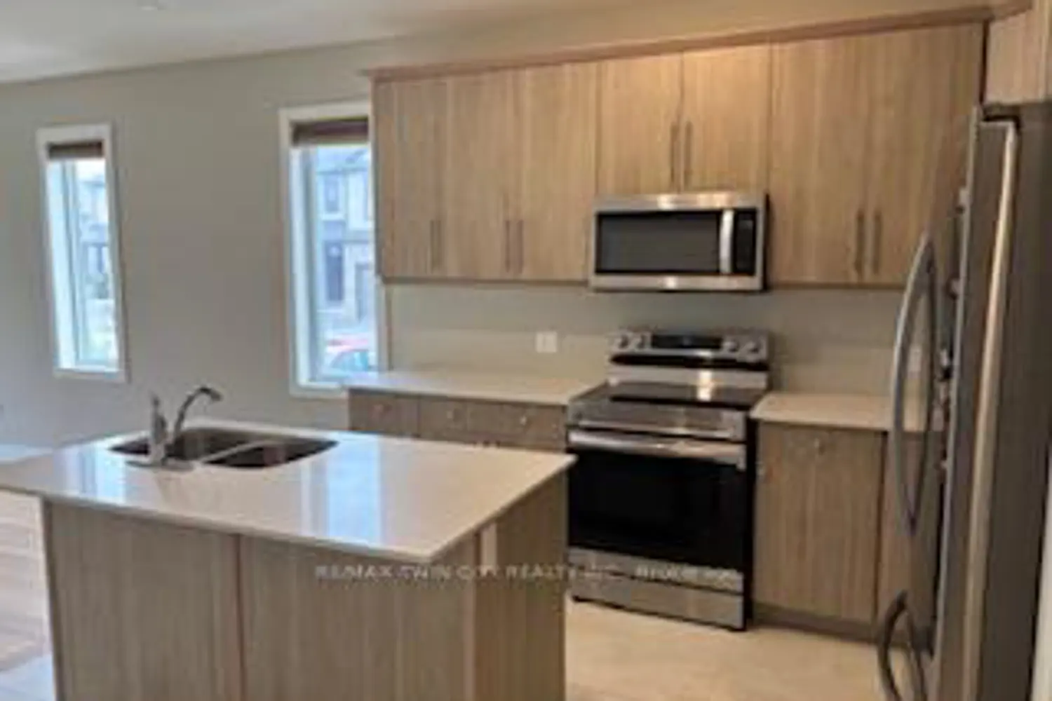 745 Chelton Road 53 photo 4