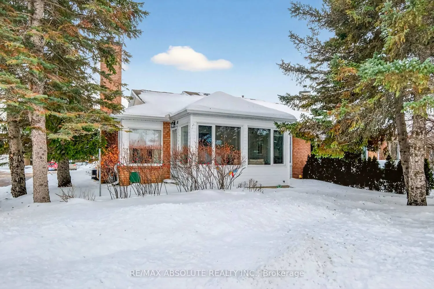 18 Pine Needles Court