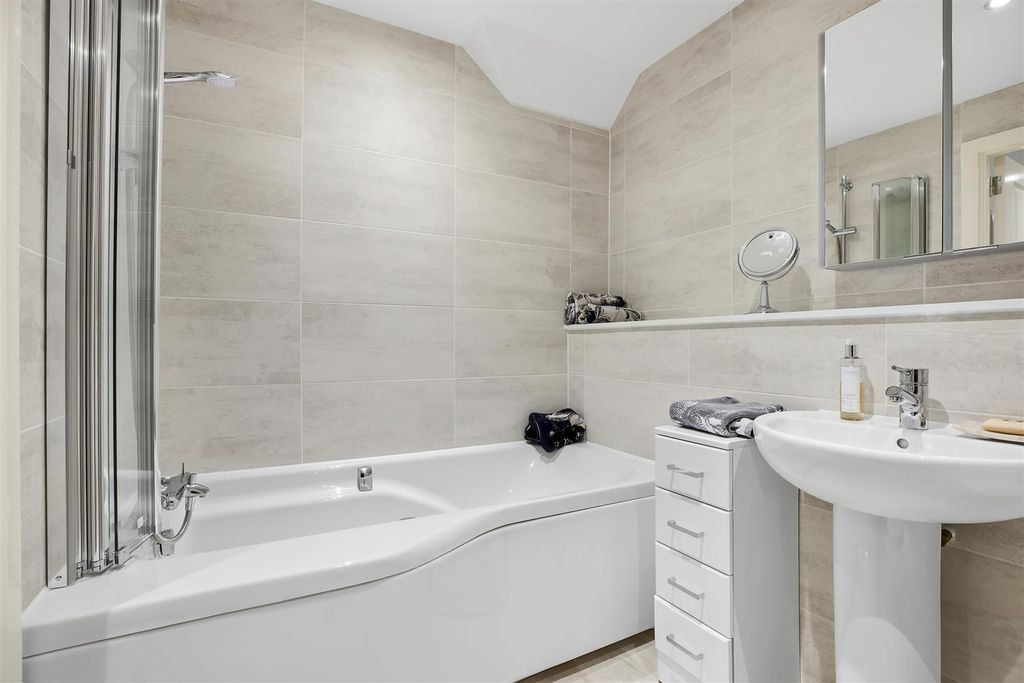 Additional image 17 of 3 bed flat for saleBradford Road, Menston LS29