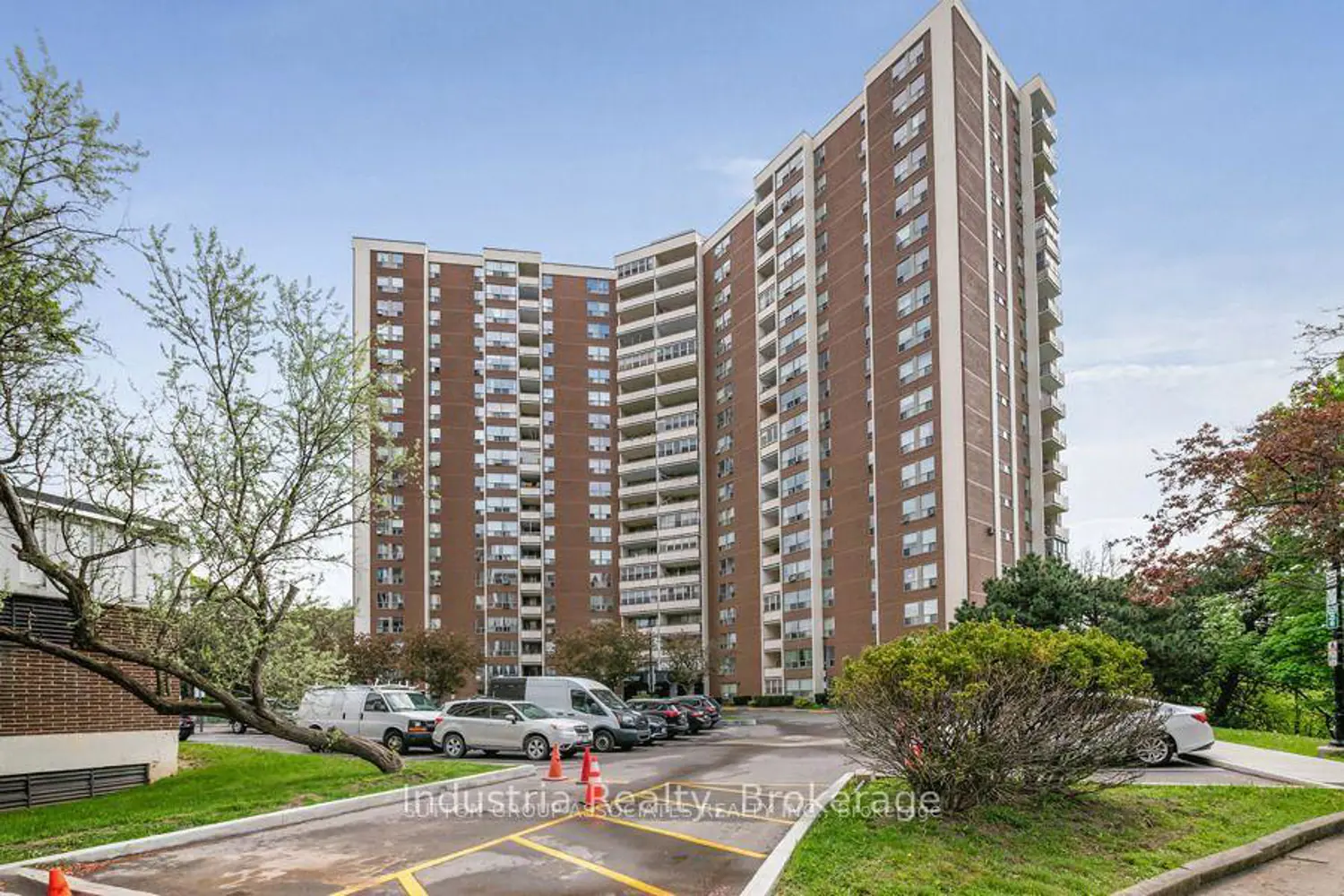 Additional image 11 of 60 Pavane Linkway Boulevard R2-2