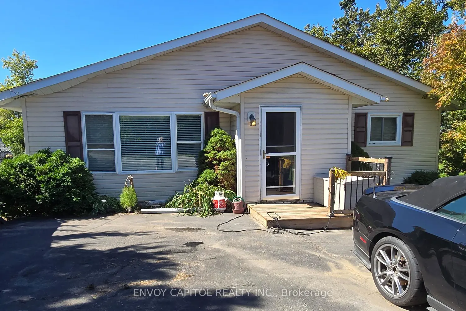 2303 Thurstonia Road