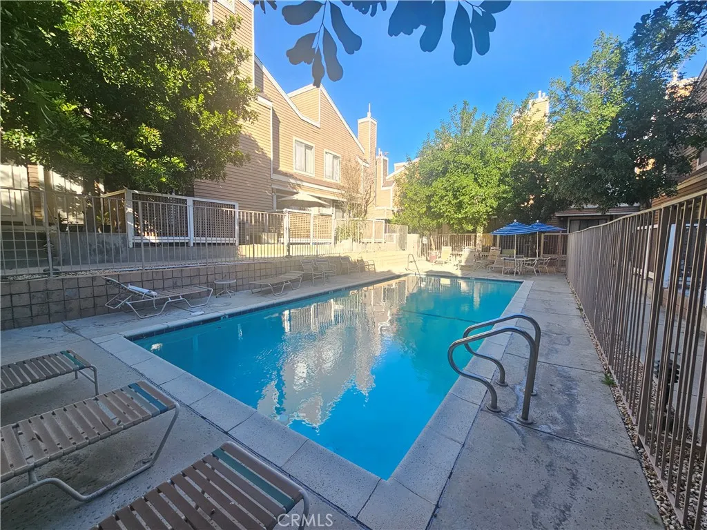 Additional image 27 of 15125 Nordhoff St, North Hills, CA 91343