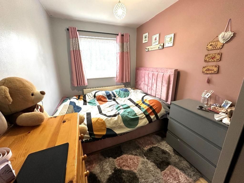 Additional image 7 of 3 bed terraced house for saleGregories Close, New Bedford Road Area, Luton, Bedfordshire LU3