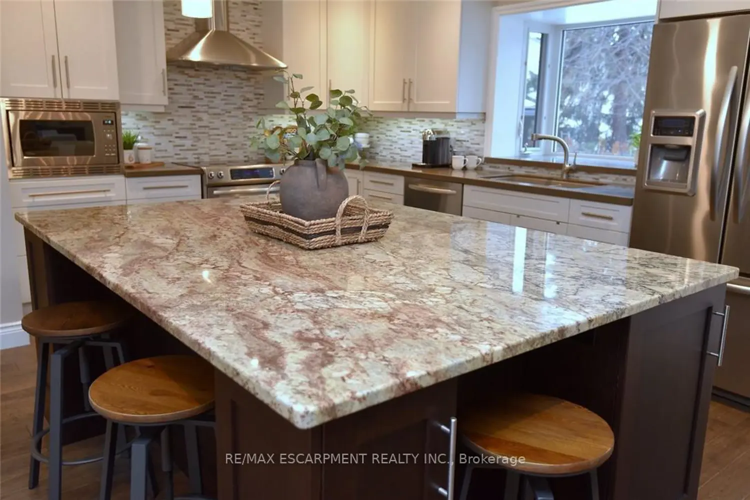 Additional image 5 of 626 Vanderburgh Drive