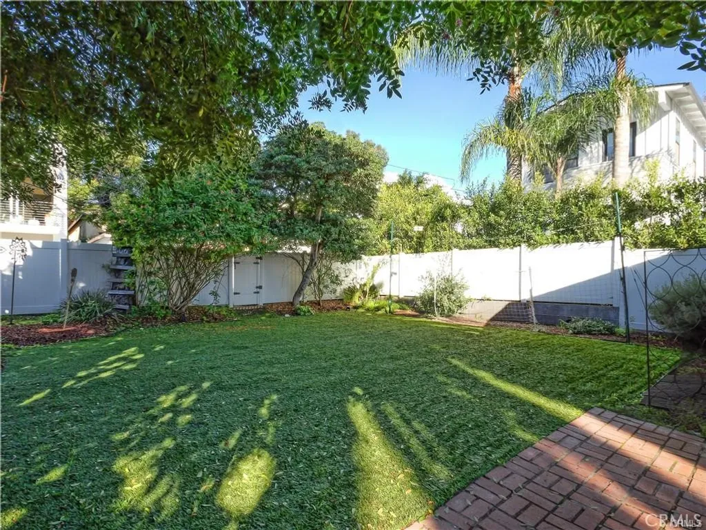 Additional image 3 of 613 36th, Manhattan Beach, CA 90266