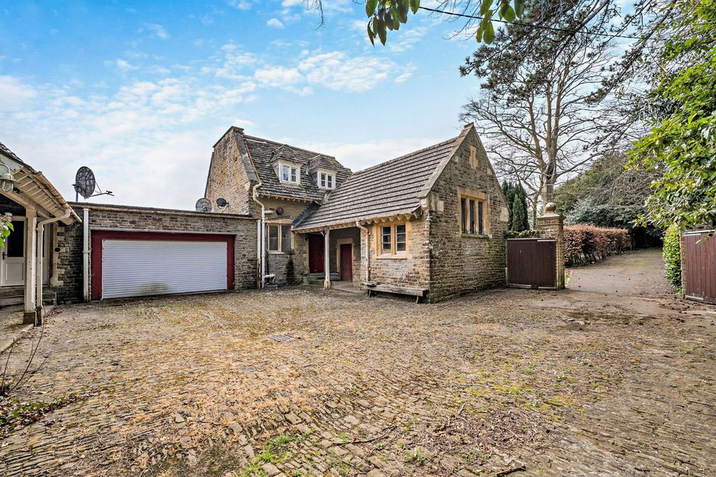 Additional image 11 of 7 bed detached house for saleBrighton Road, Lower Beeding, Horsham, West Sussex RH13
