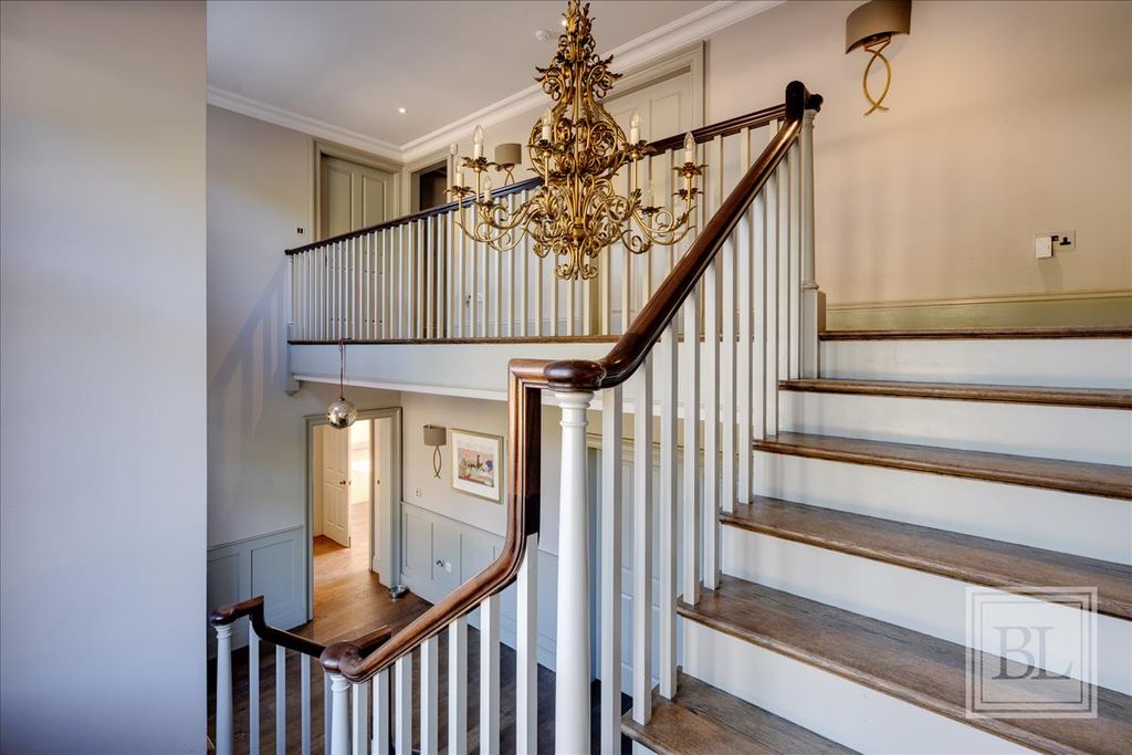 Additional image 8 of 7 bed detached house for saleHook Lane, Hadleigh IP7