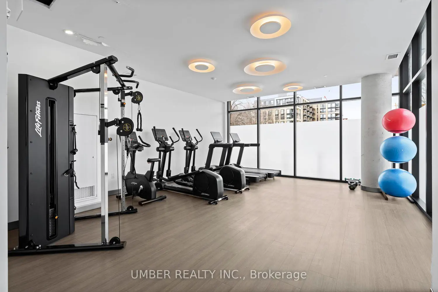 Additional image 20 of 360 Deschâtelets Avenue 706