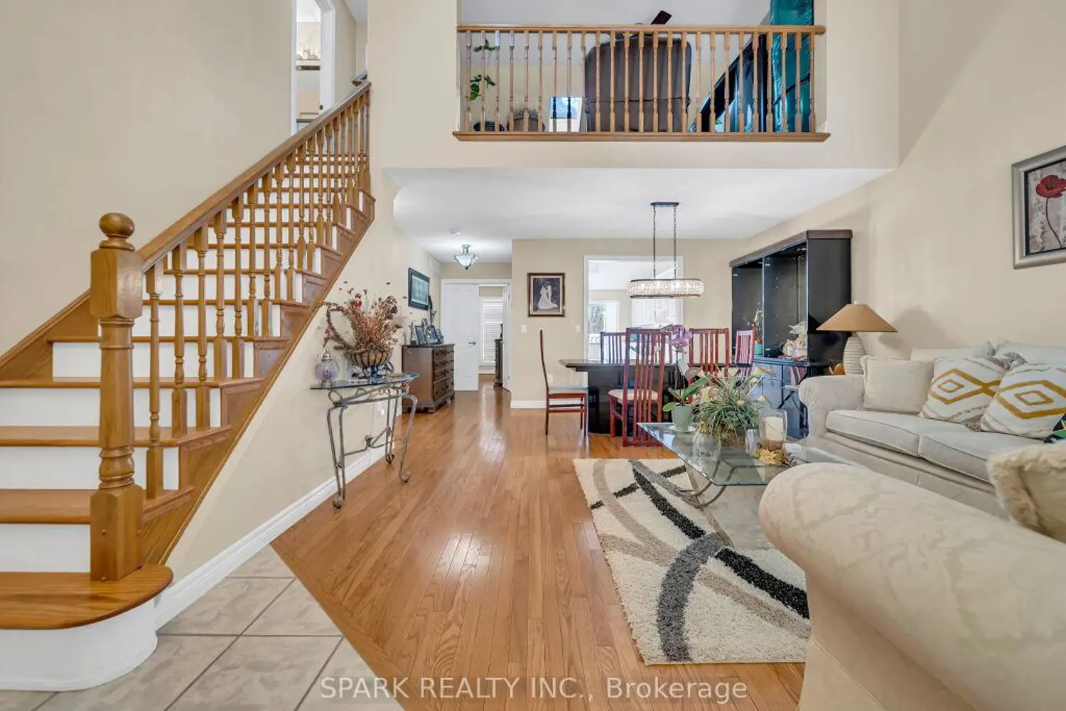 174 Riverwalk Place photo 3