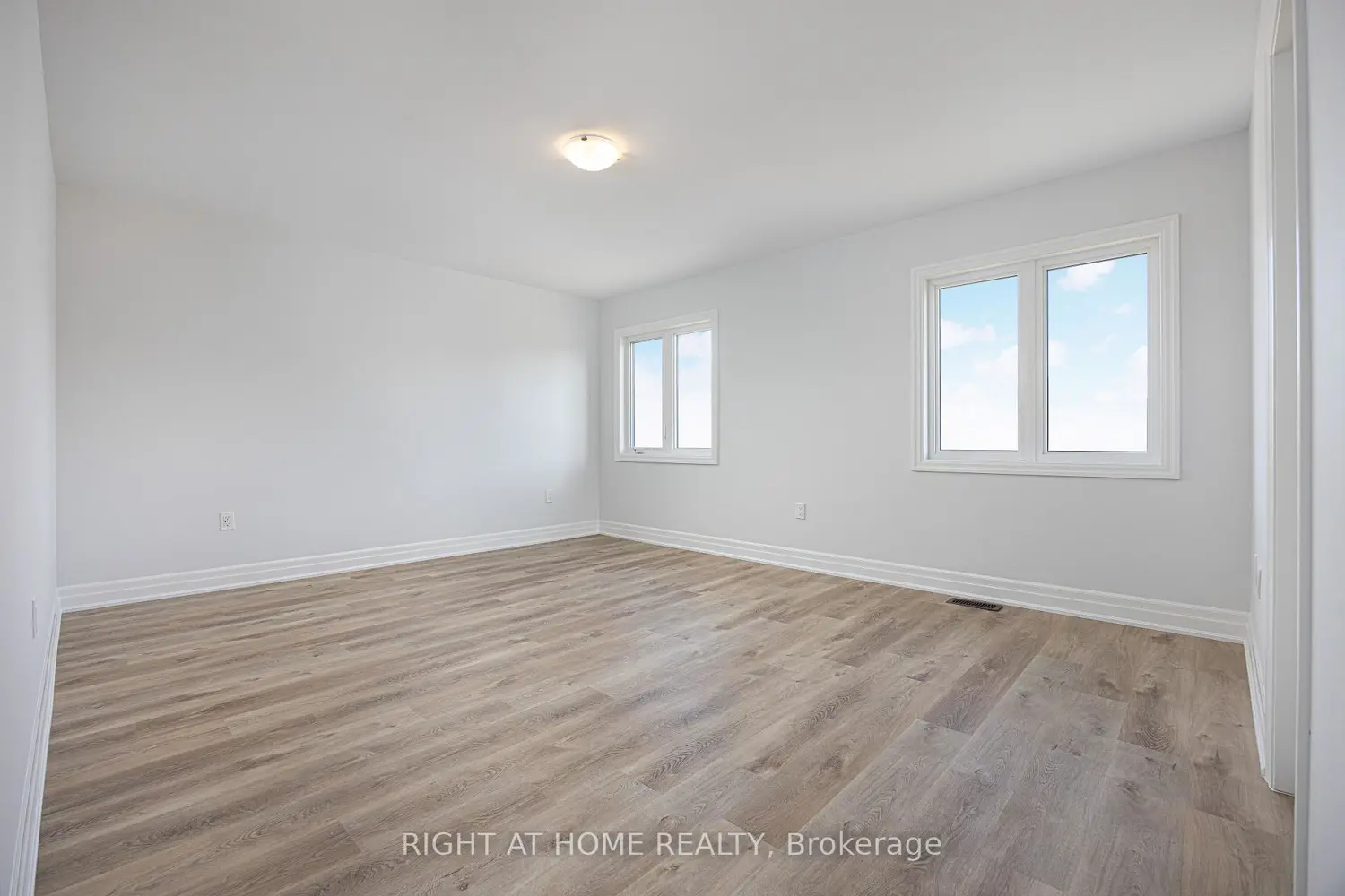 Additional image 15 of 8 Nicort Road