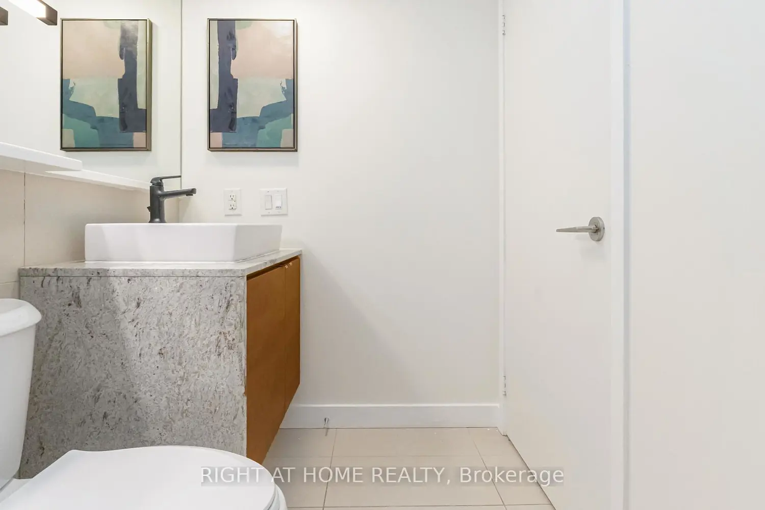 121 Mcmahon Drive 317 photo 4