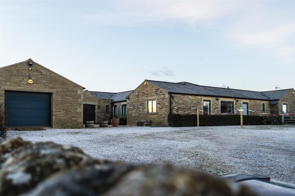 Additional image 32 of 6 bed detached house for saleHolmesfield, Dronfield S18