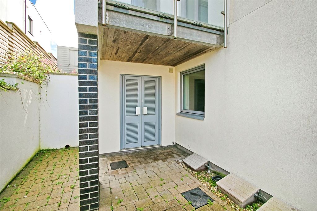 Additional image 40 of 3 bed flat for salePentire Avenue, Pentire, Newquay, Cornwall TR7