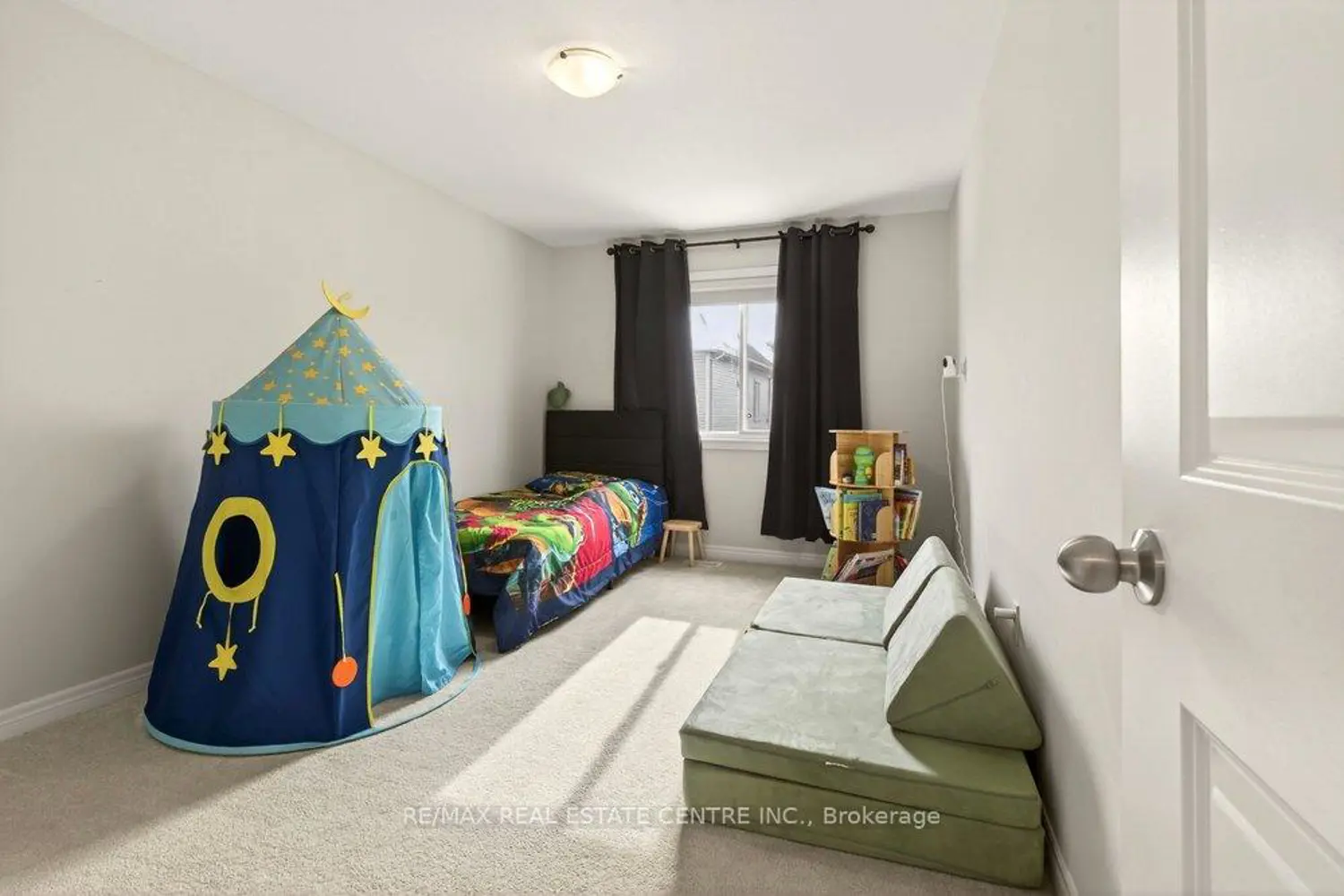 Additional image 7 of 74 Bobolink Road