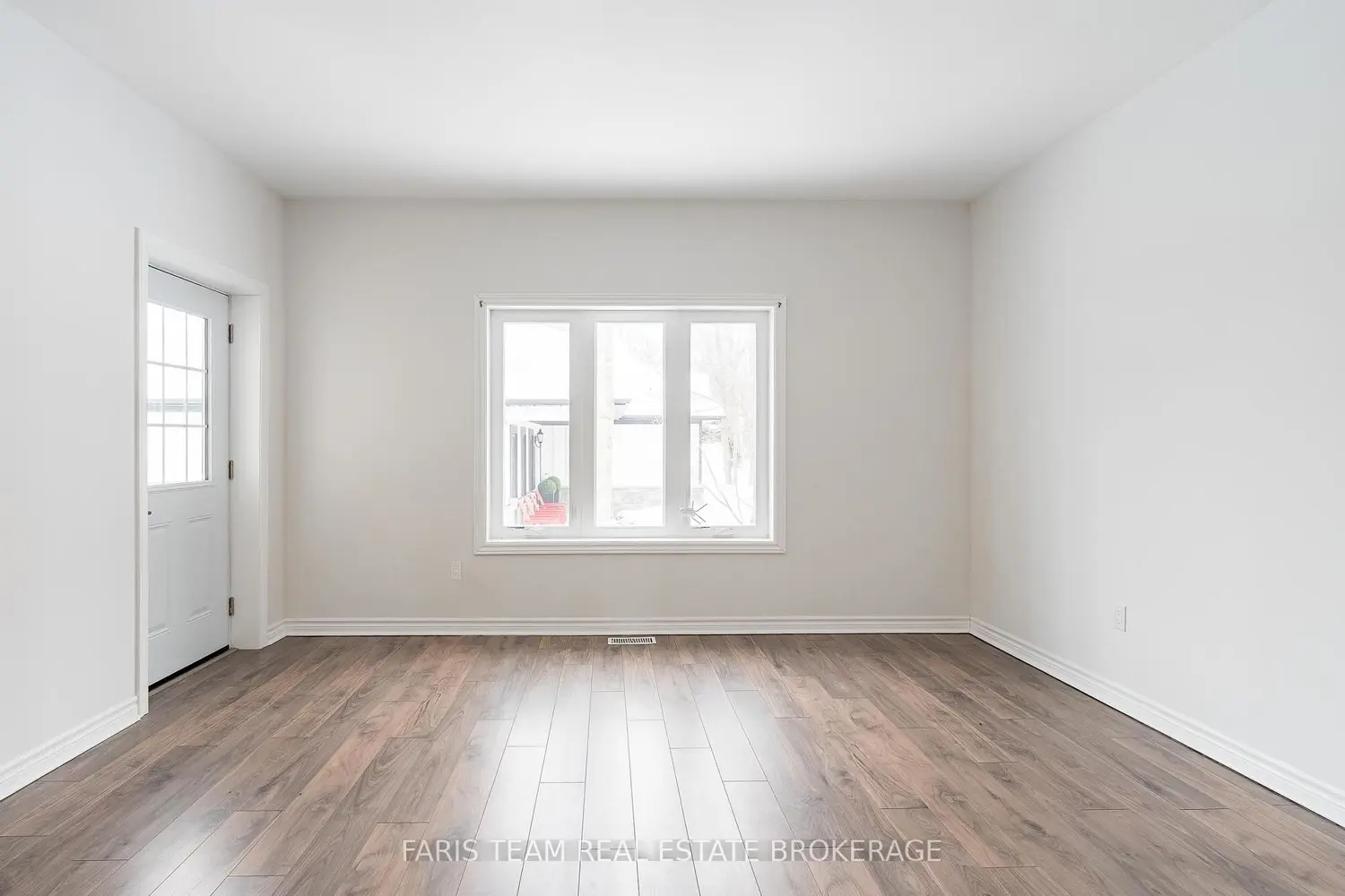 Additional image 10 of 50 Breithaupt Crescent