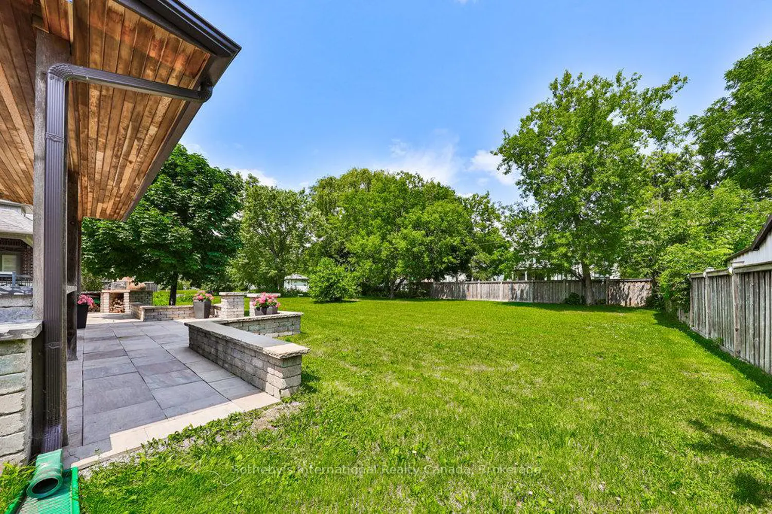 Additional image 13 of 1035 Truman Avenue