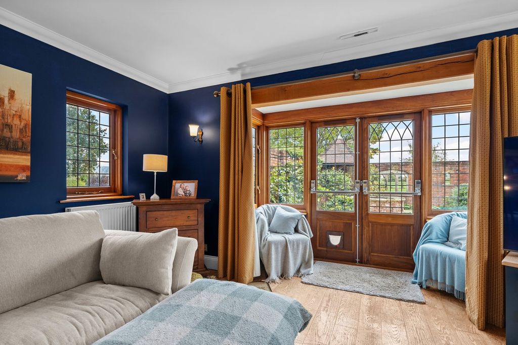 Additional image 13 of 14 bed detached house for saleStratford Road, Wootton Wawen, Henley-In-Arden B95
