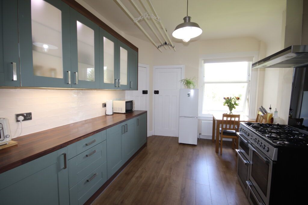 Additional image 8 of 3 bed flat for sale18 Auchnacloich Road, Rothesay PA20
