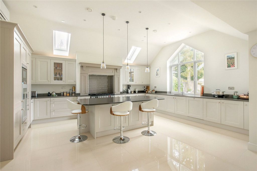 Additional image 4 of 6 bed detached house for saleKings Mill Lane, Great Shelford, Cambridge CB22