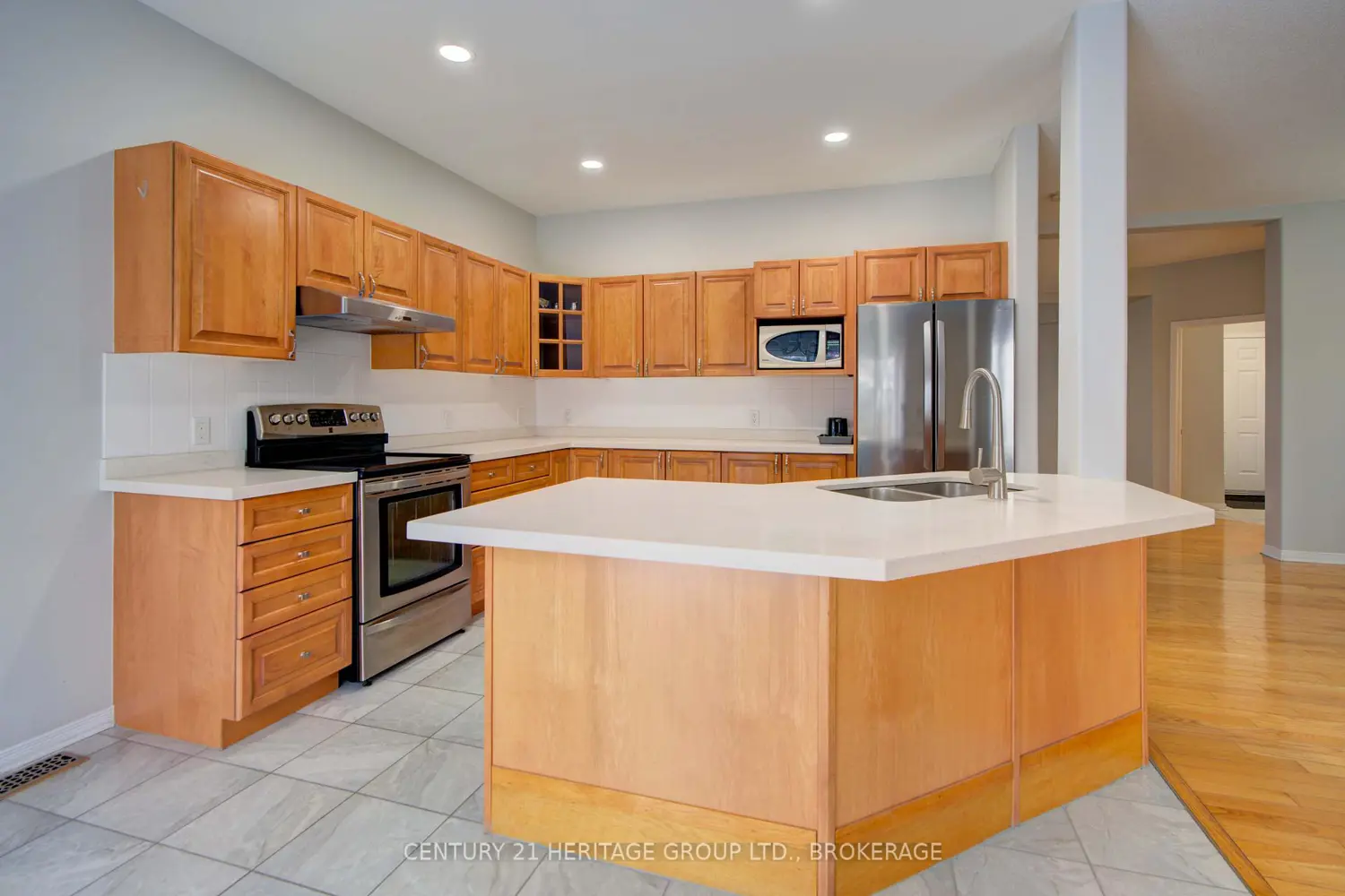 Additional image 9 of 456 Weston Crescent