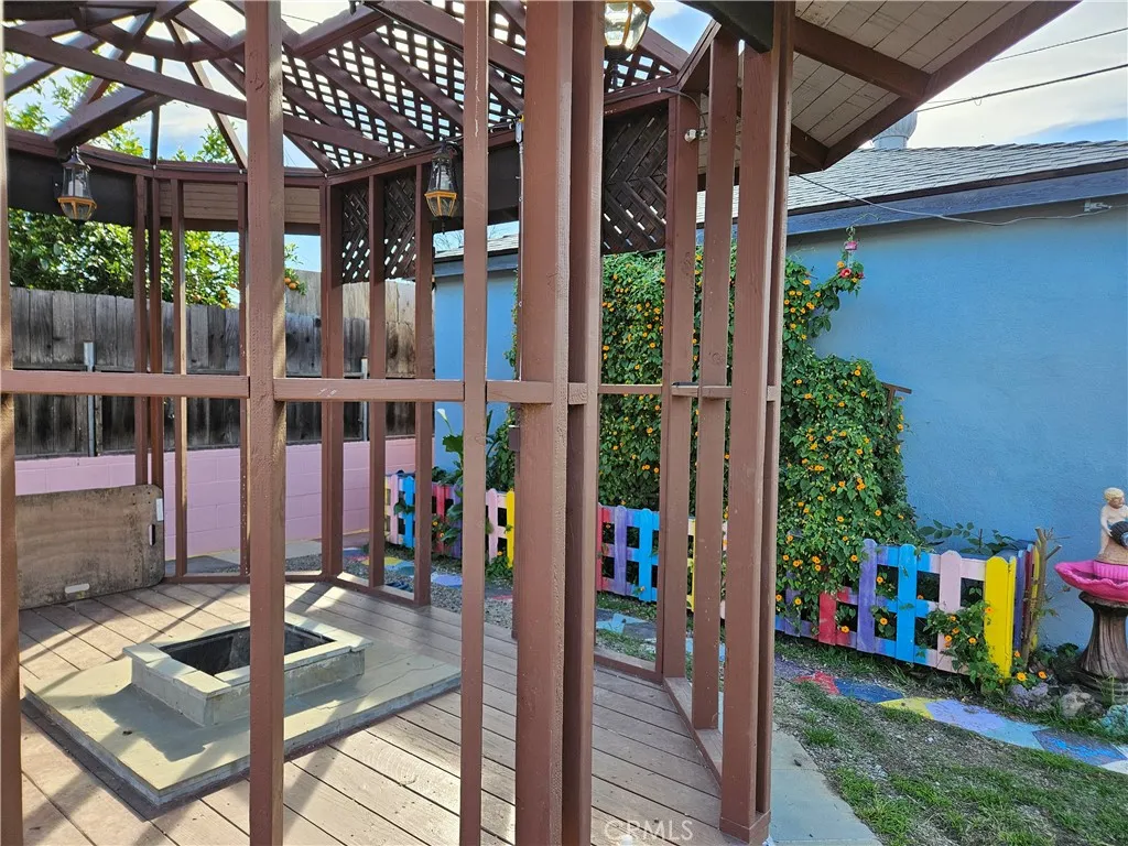 Additional image 88 of 6907 White Oak Ave, Reseda, CA 91335