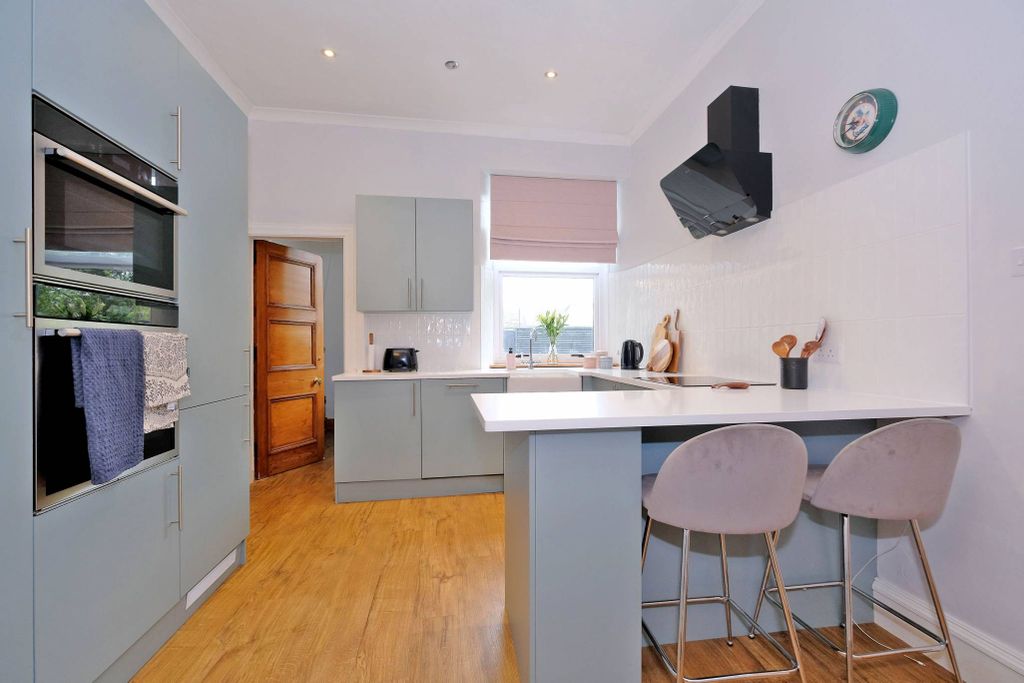 Additional image 2 of 2 bed flat for saleForest Avenue, Aberdeen AB15