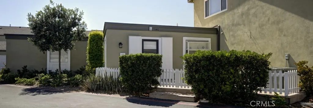 Additional image 2 of 140 Yorktown Ln, Costa Mesa, CA 92626