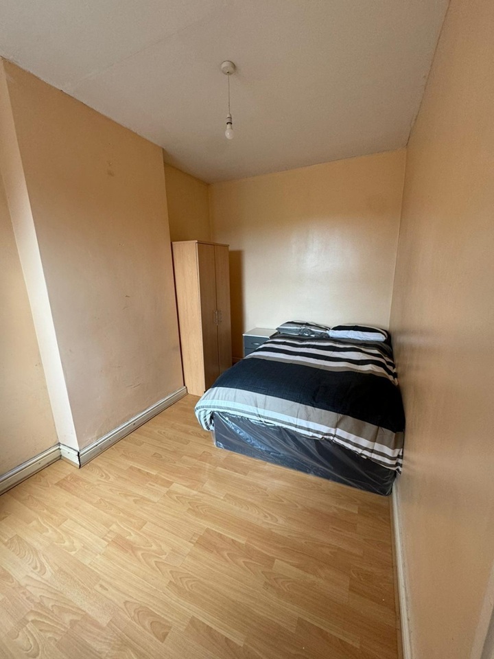 Additional image 9 of Room in a Shared House, Ellesmere Road, B8, N1 7GU