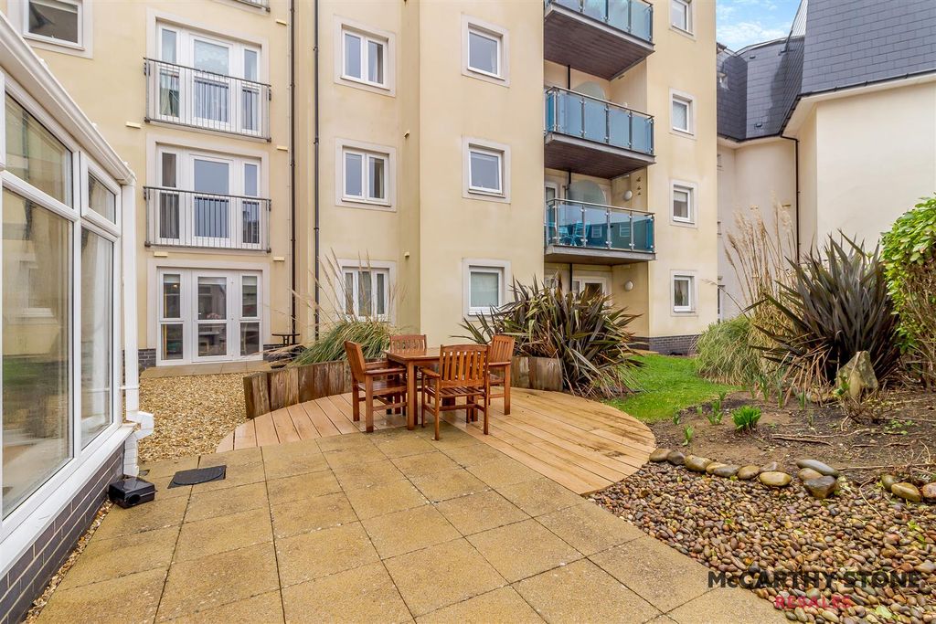 Additional image 10 of 2 bed flat for saleMiddleton Court, Picton Avenue, Porthcawl CF36