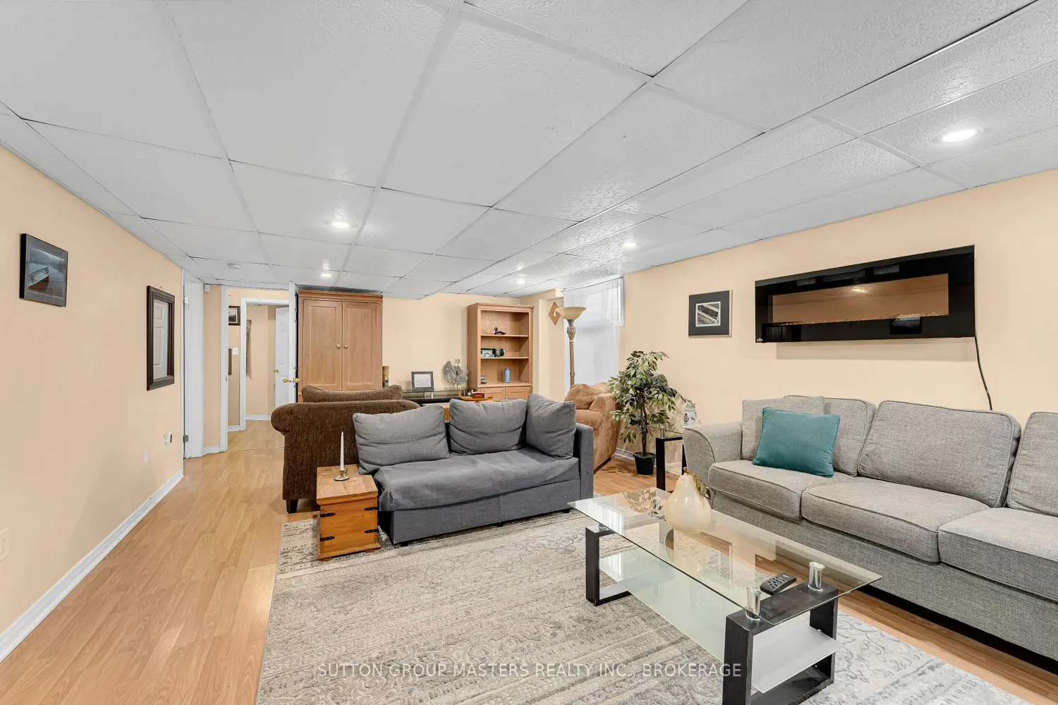 Additional image 13 of 568 Roosevelt Drive