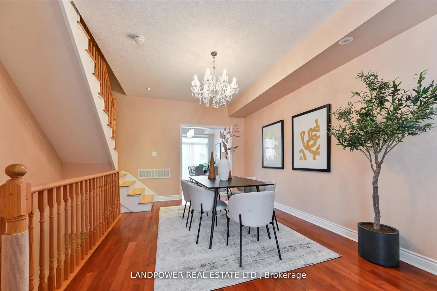 7 Saddlecreek Drive photo 5
