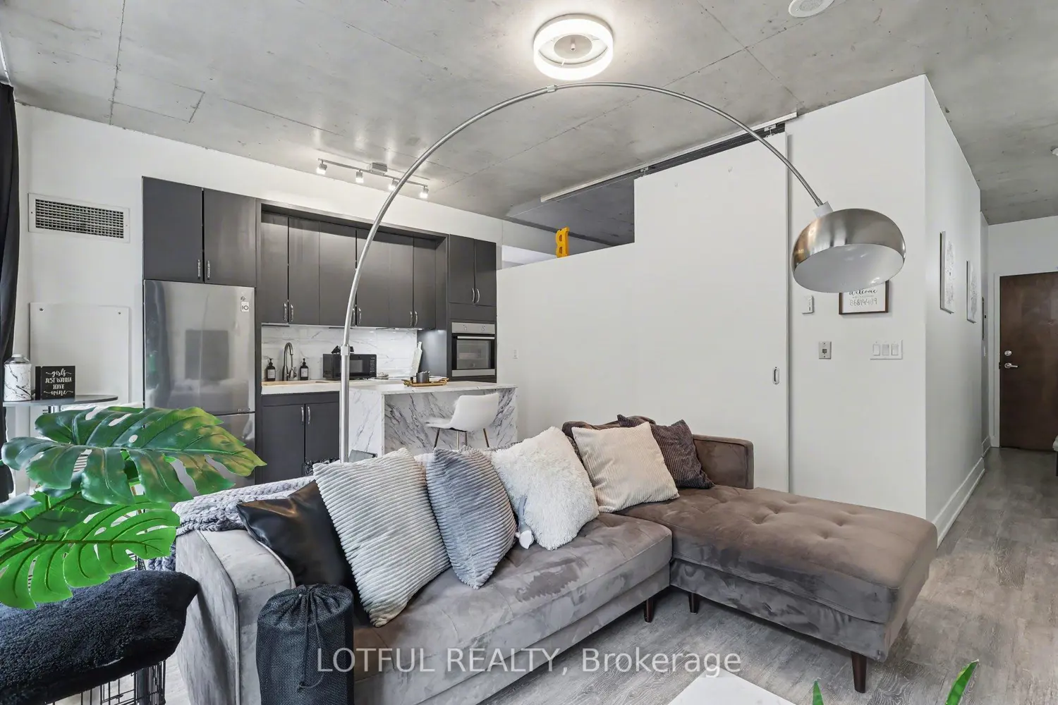 Additional image 11 of 383 Cumberland Street 201