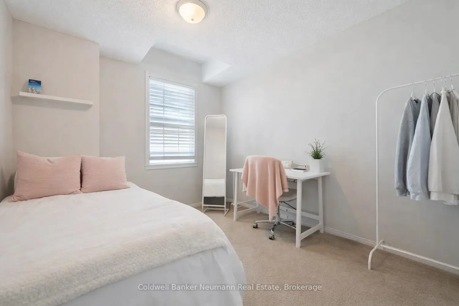 Additional image 13 of 124 Gosling Gardens 33