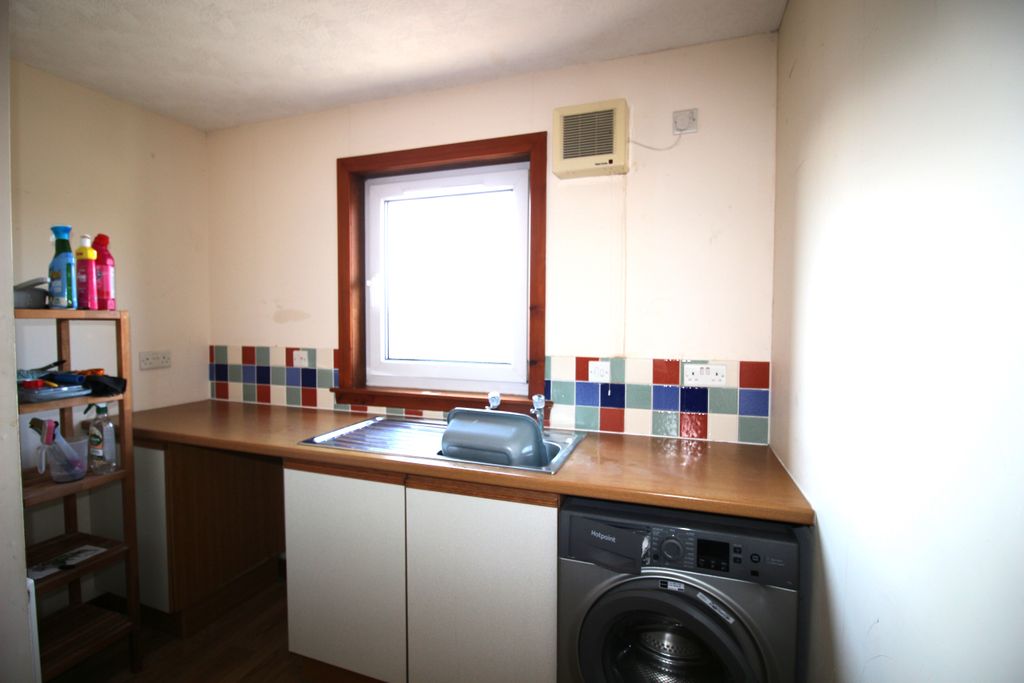 Additional image 4 of 3 bed flat for saleBalcastle Gardens, Lochmaben DG11