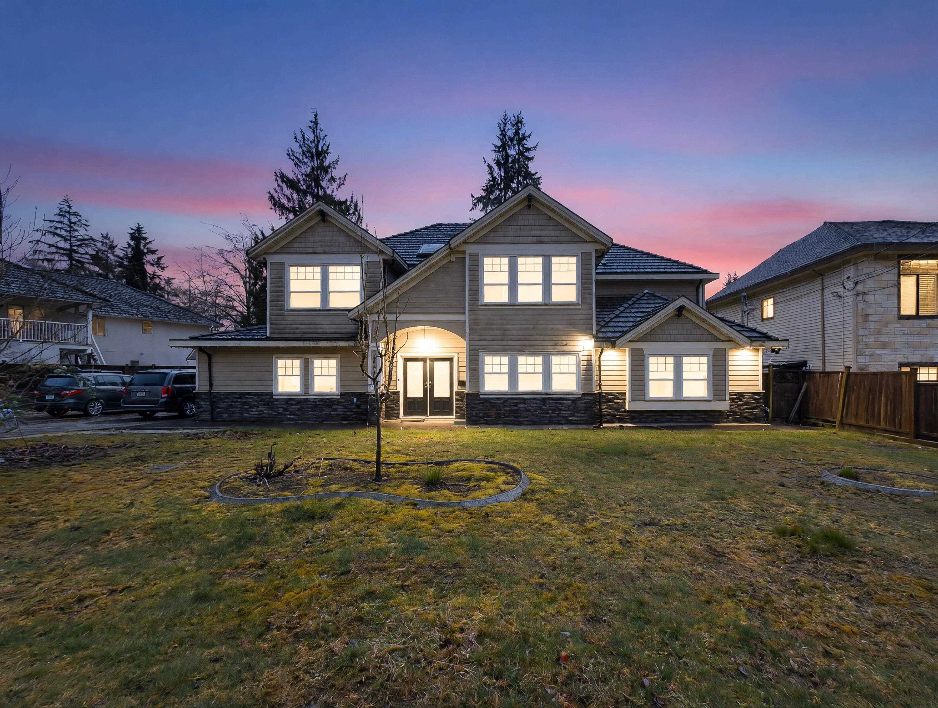 14906 92 Avenue, Surrey, BC, V3R 1C1