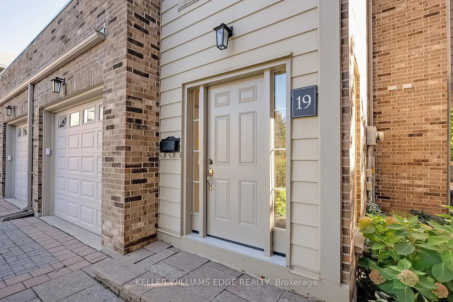 Additional image 3 of 3230 New Street 19