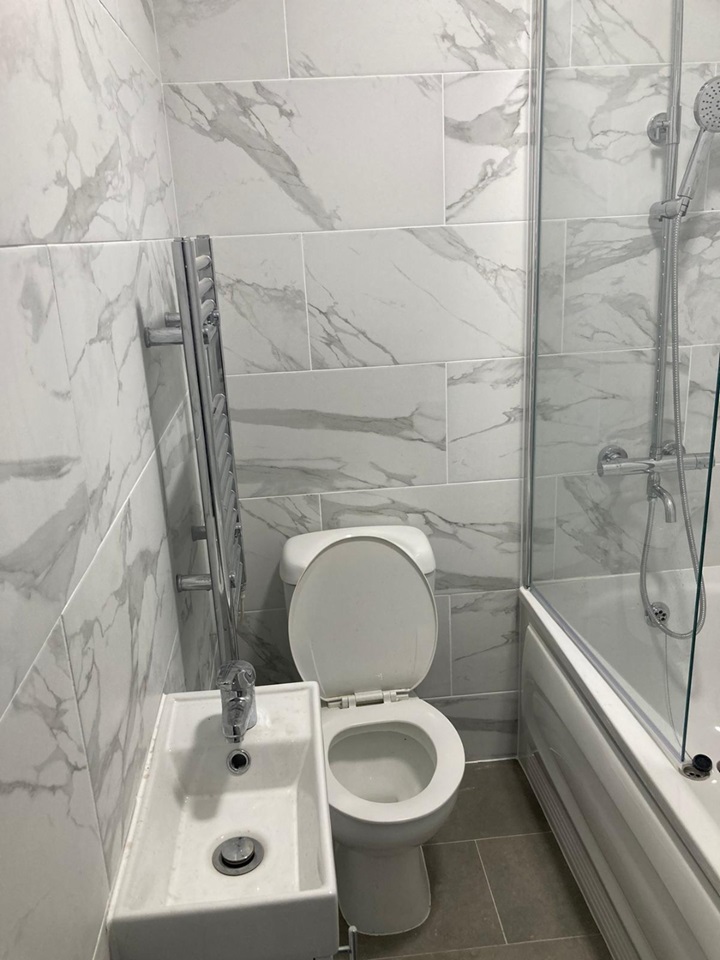 Additional image 4 of 2 Bed Flat, Ilderton Road, SE15, N1 7GU