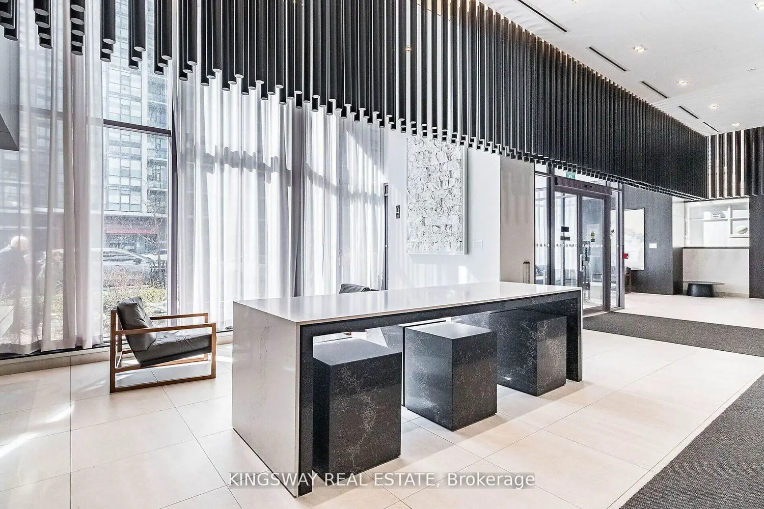 Additional image 14 of 4065 Confederation Parkway 1410