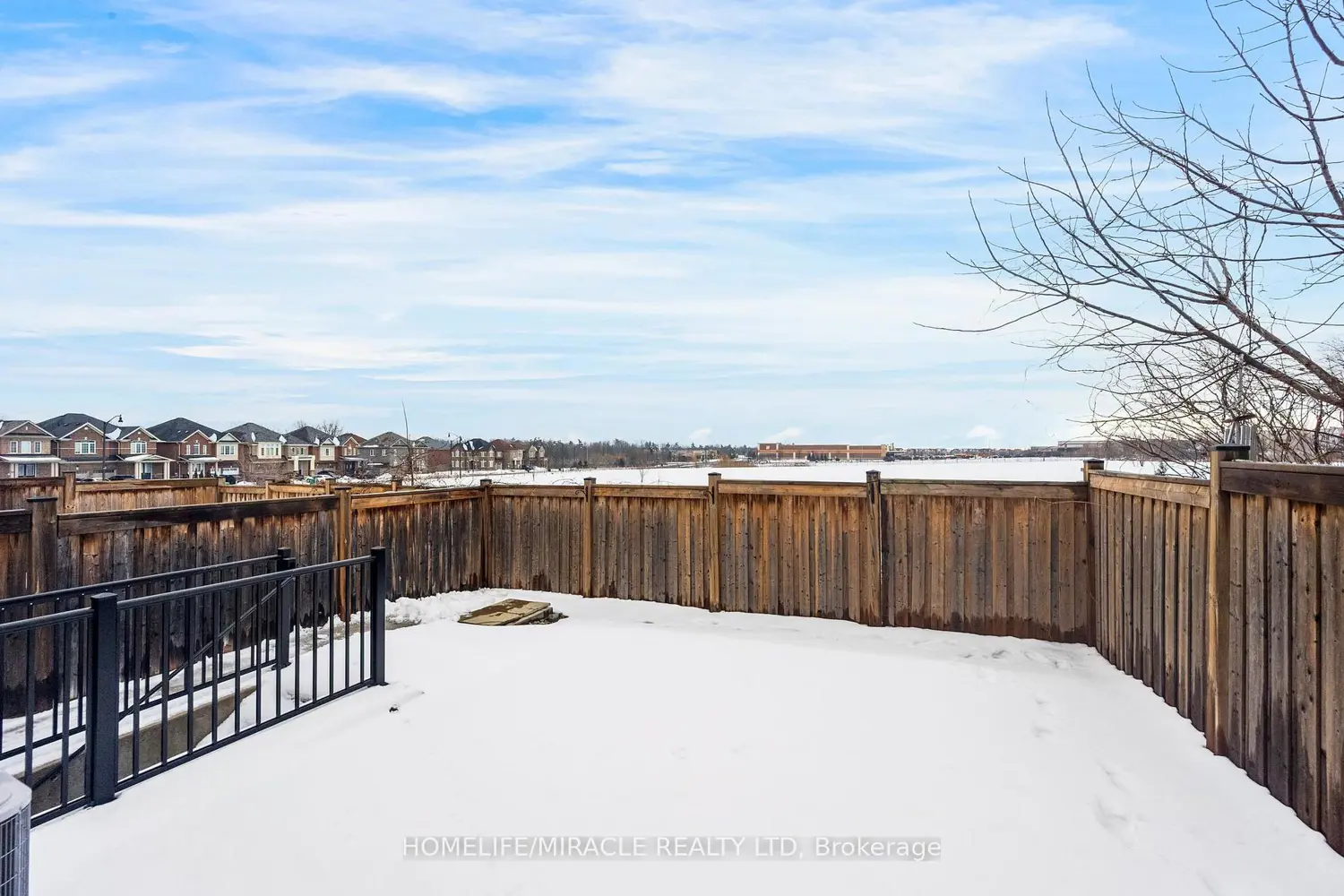 Additional image 19 of 14 Vezna Crescent