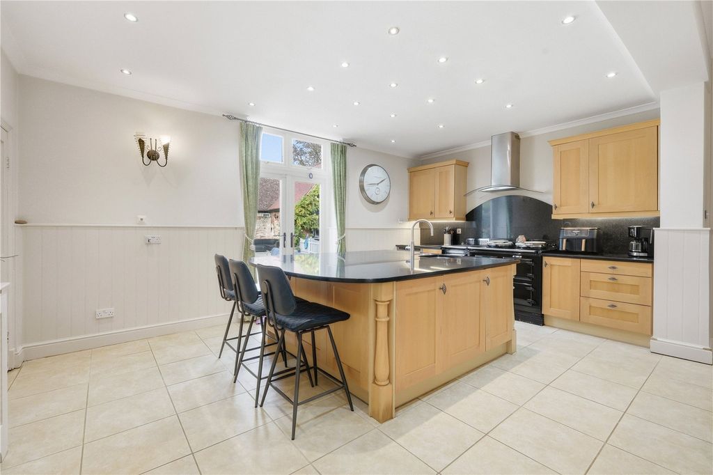 Additional image 9 of 6 bed detached house for saleChurch Road, Beyton, Bury St. Edmunds, Suffolk IP30