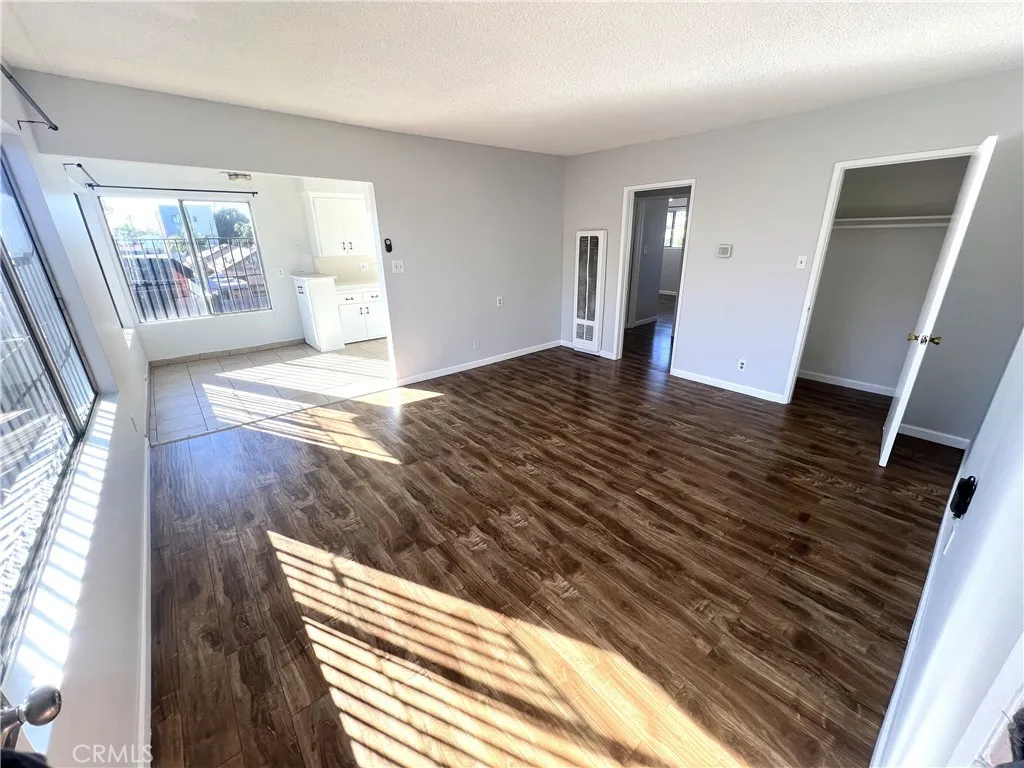 Additional image 17 of 620 W 82nd Street Unit 9, Los Angeles, CA 90044