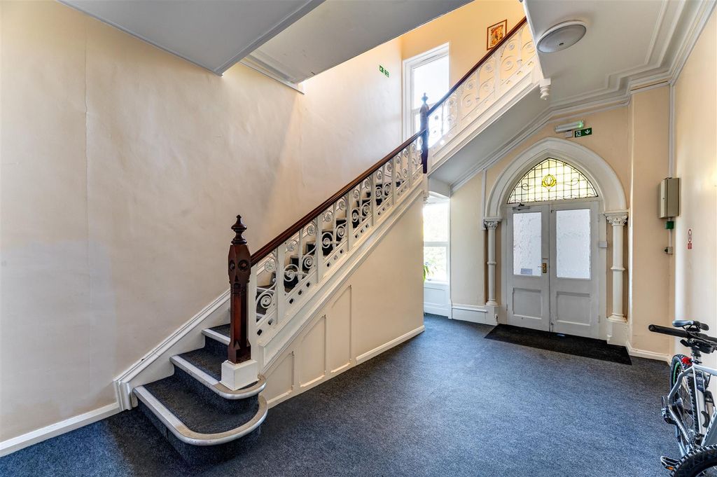 Additional image 13 of 2 bed flat for saleDeaconess Court, Queens Road, Ilkley LS29